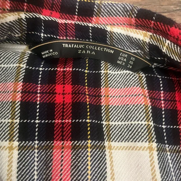 Zara Oversized Red and Black Plaid Shirt - Picture 2 of 7